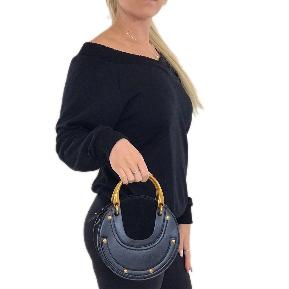 Round Handbag - Picture 12 of 15
